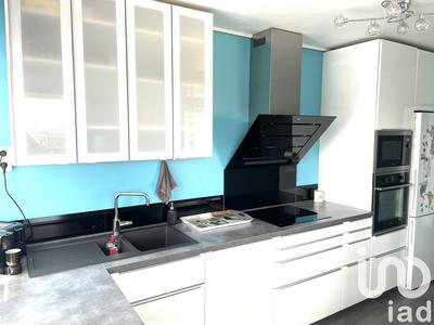 Appartement - 98 m² - 5 pièces