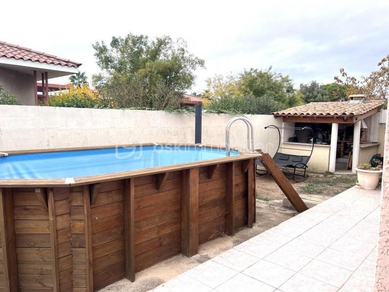 Villa - 90 m² - 5 pièces