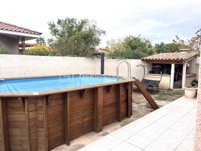 Villa - 90 m² - 5 pièces
