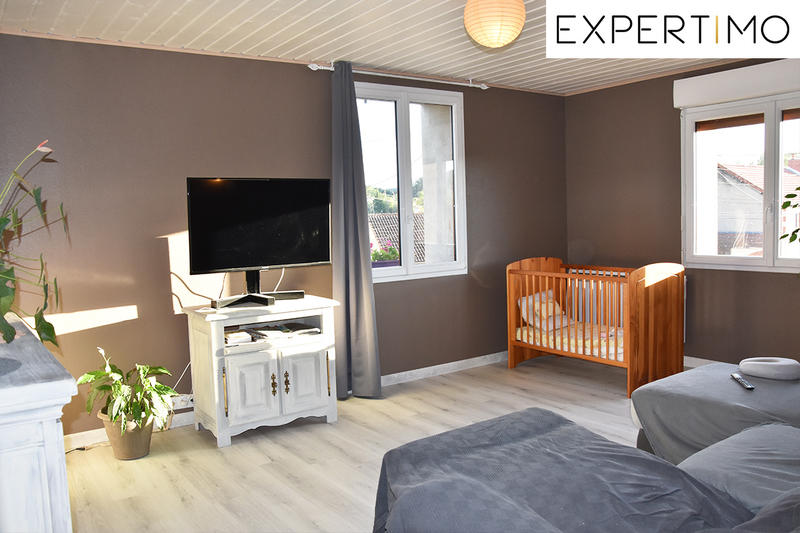 Maison - 190 m² - 9 pièces