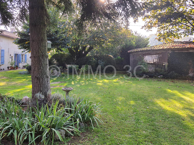 Maison en pierre - 189 m² - 4 pièces