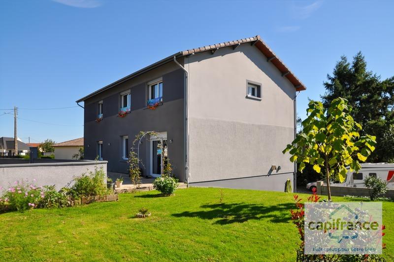 Maison - 200 m² - 9 pièces