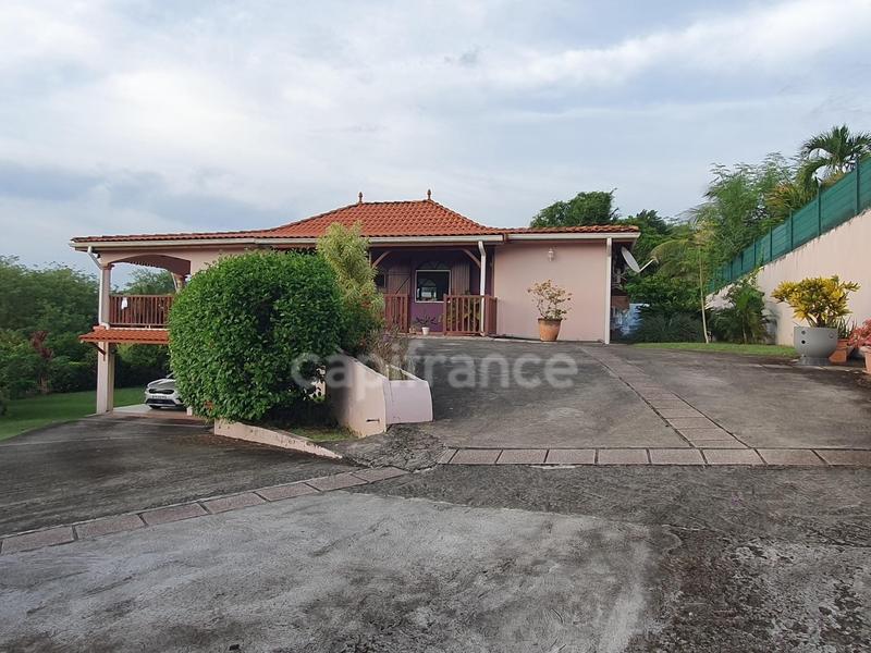 Maison - 163 m² - 6 pièces