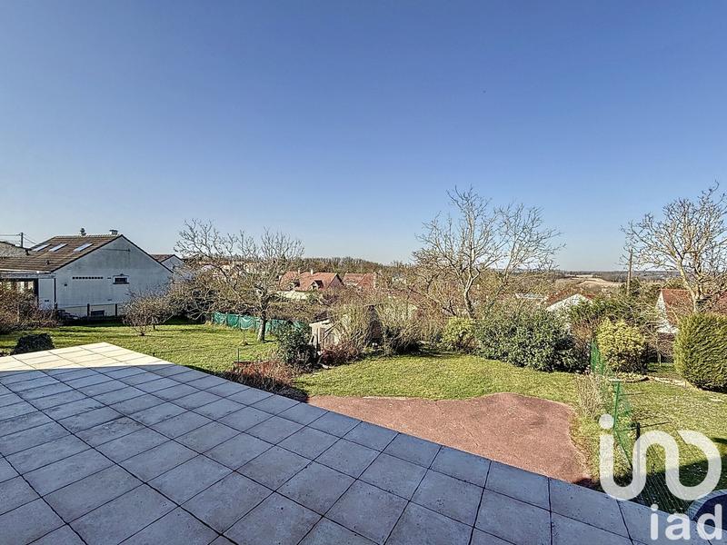 Maison - 180 m² - 8 pièces