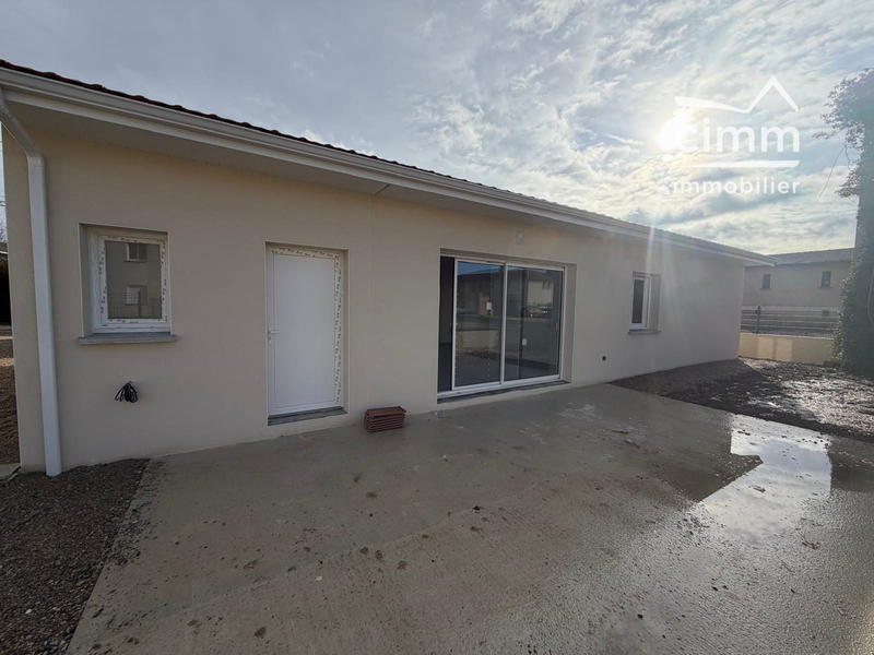 Villa - 80 m² - 4 pièces