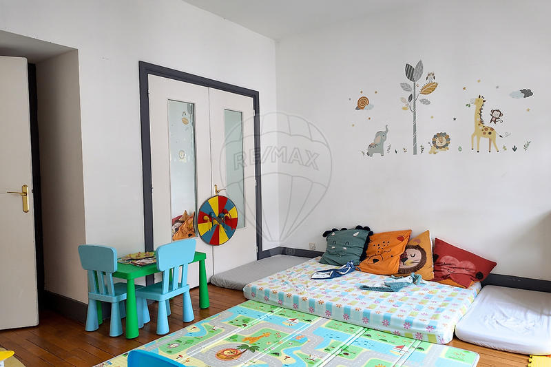 Appartement - 82 m² - 3 pièces