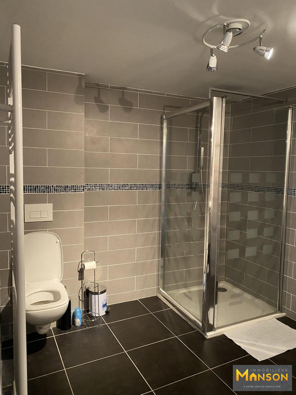 Appartement - 102 m² - 5 pièces