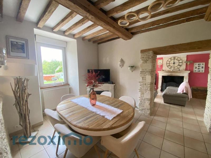 Maison - 236 m² - 8 pièces