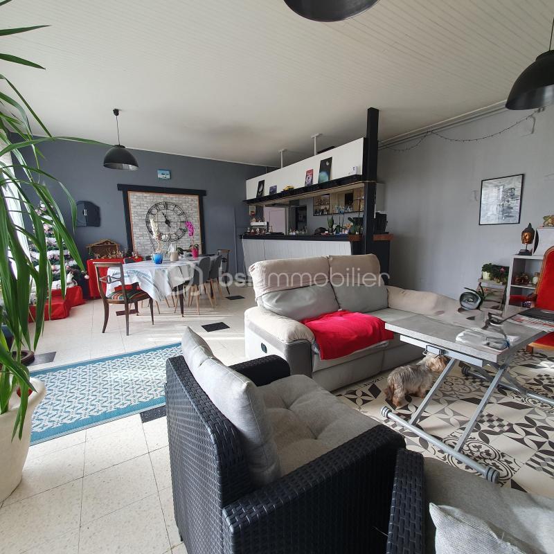 Maison traditionnelle - 191 m² - 7 pièces