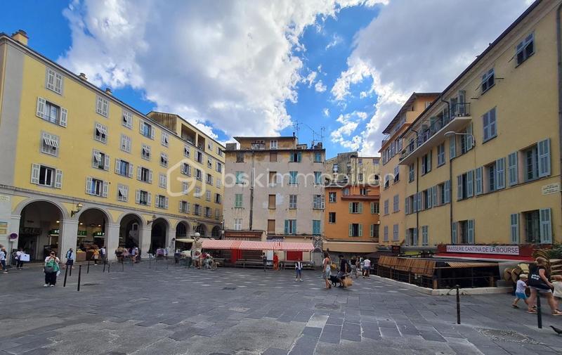 Duplex - 93 m² - 4 pièces