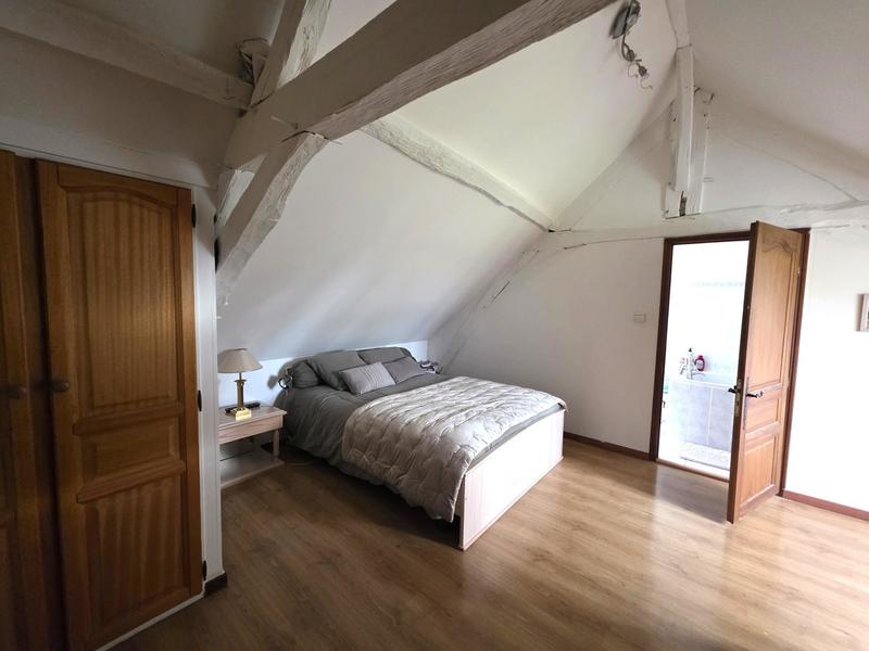 Maison - 200 m² - 9 pièces