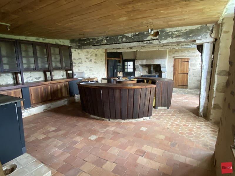 Manoir - 475 m² - 8 pièces