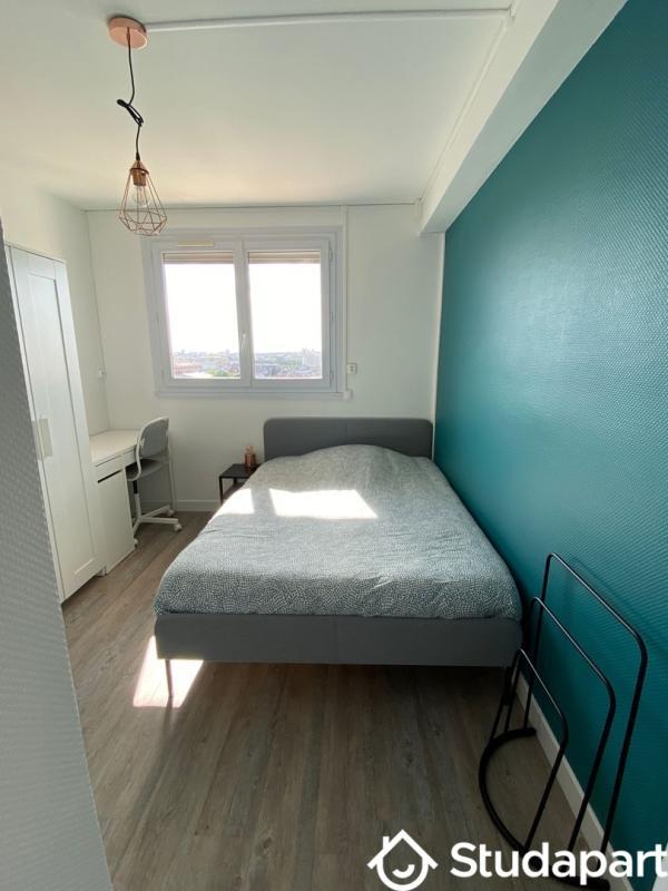 Chambre - 13 m² - 1 pièce