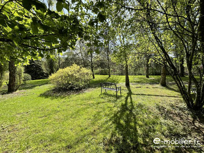 Maison - 184 m² - 8 pièces