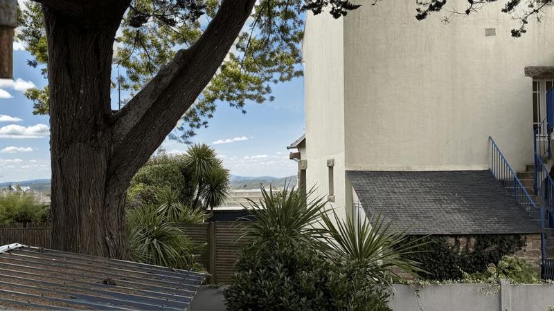 Maison - 85 m² - 5 pièces