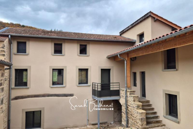 Appartement - 100 m² - 4 pièces