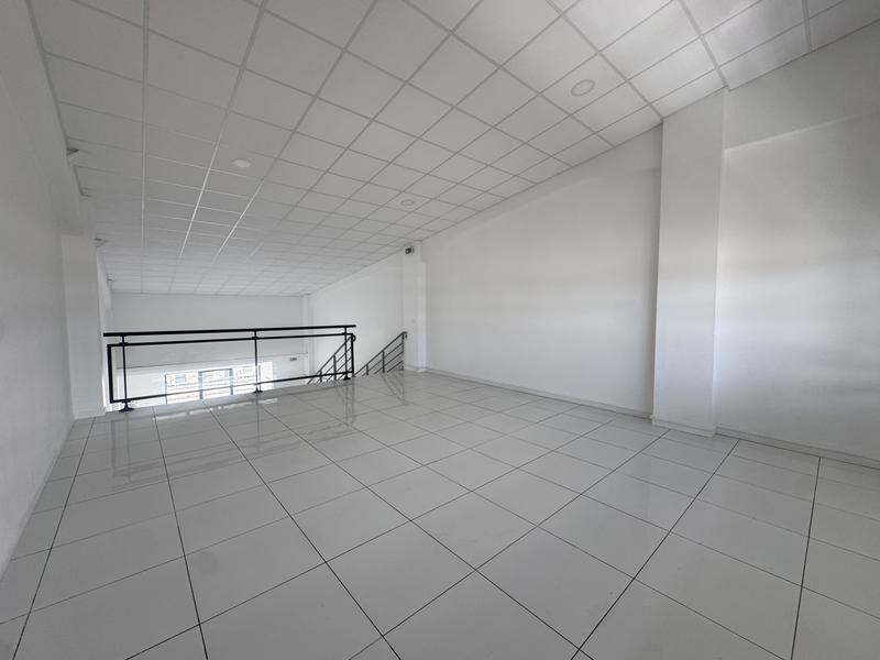 Bureau - 119 m² - 2 pièces