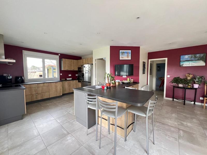 Maison - 175 m² - 6 pièces