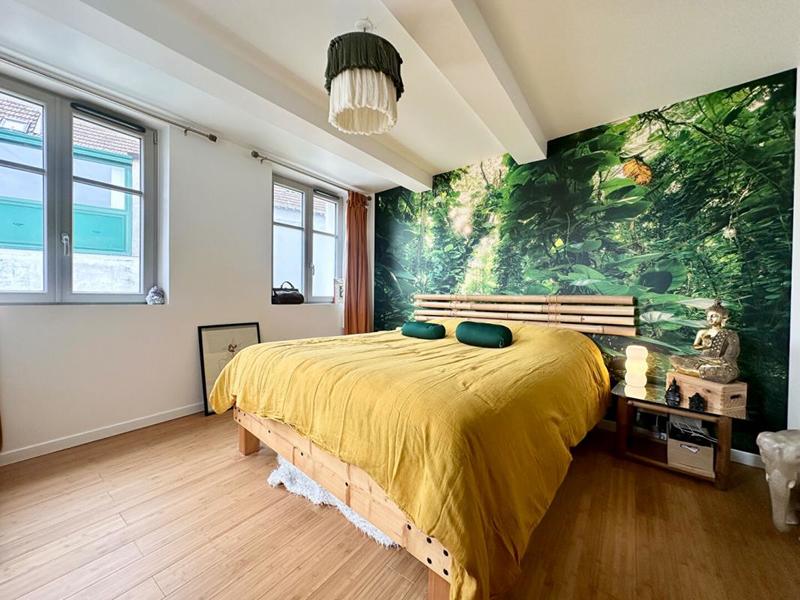 Immeuble - 148 m² - 7 pièces