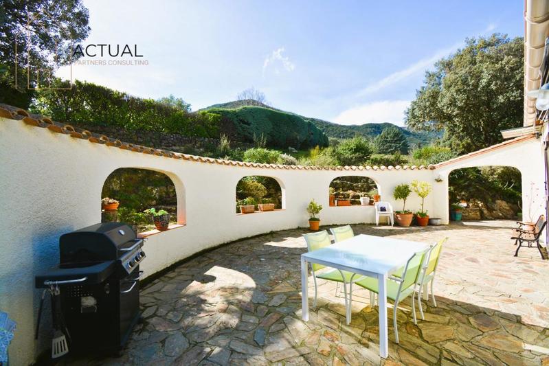 Villa - 248 m² - 7 pièces