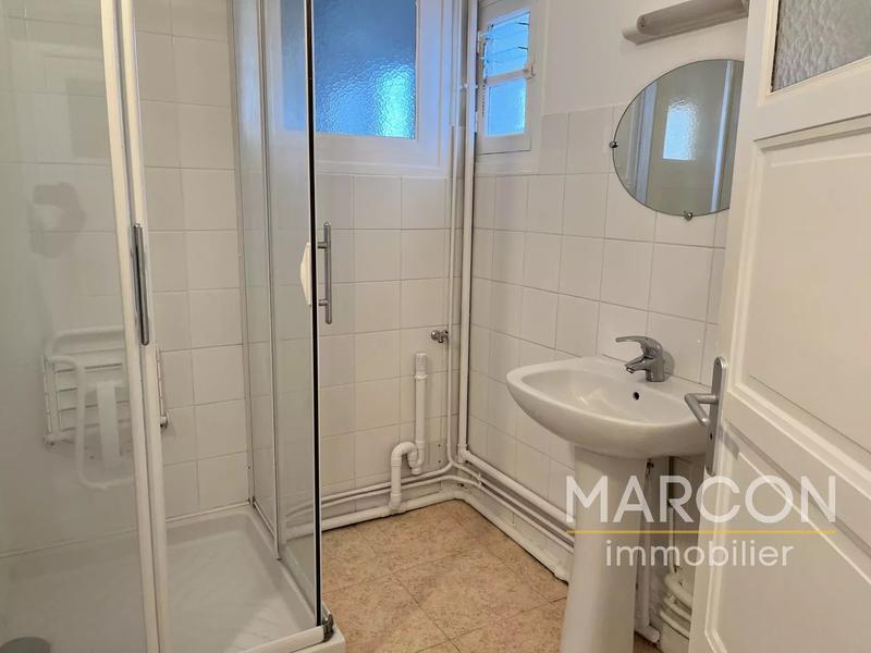 Appartement - 70 m² - 3 pièces