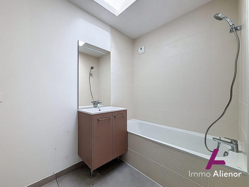 Duplex - 91 m² - 5 pièces