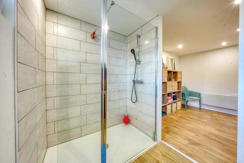 Maison - 190 m² - 7 pièces