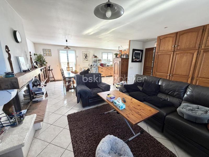 Pavillon - 90 m² - 5 pièces