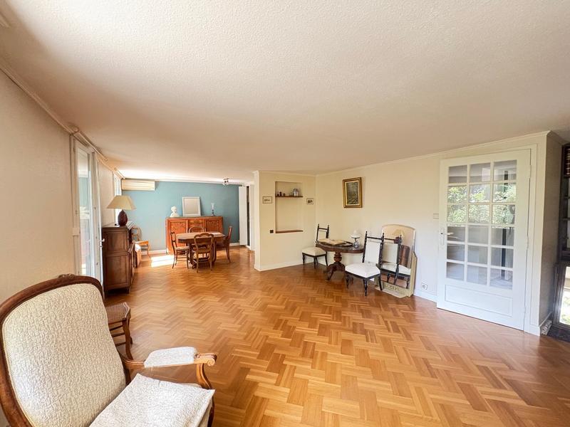 Maison - 163 m² - 6 pièces