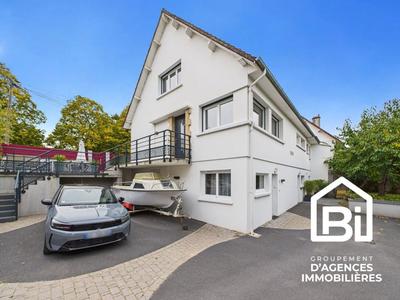 Maison - 170 m² - 7 pièces