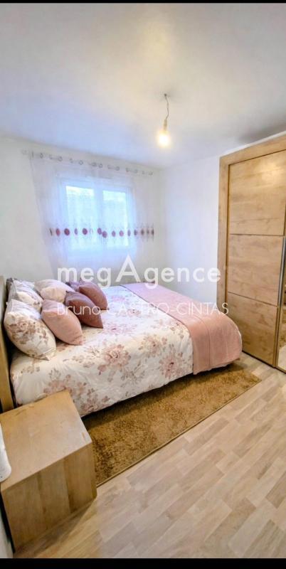 Maison jumelée - 89 m² - 5 pièces