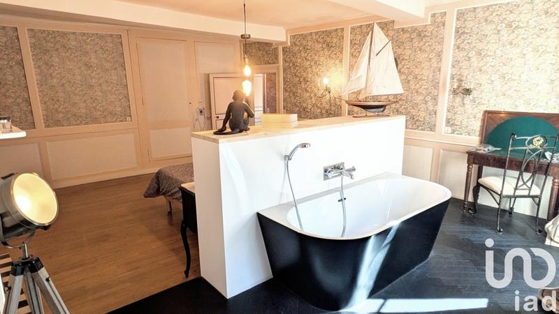 Maison de ville - 280 m² - 10 pièces