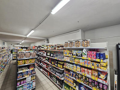 Fonds de commerce - Magasins - 79 m²