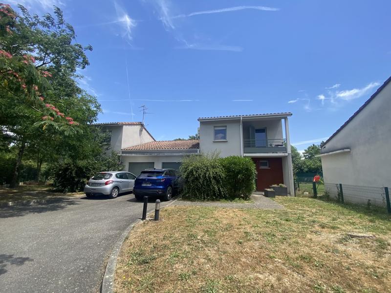 Maison - 89 m² - 4 pièces