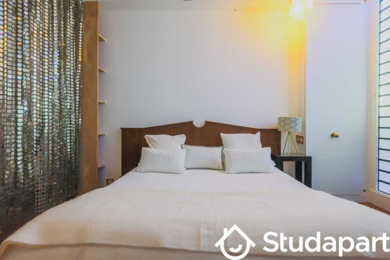 Appartement - 64 m² - 1 pièce