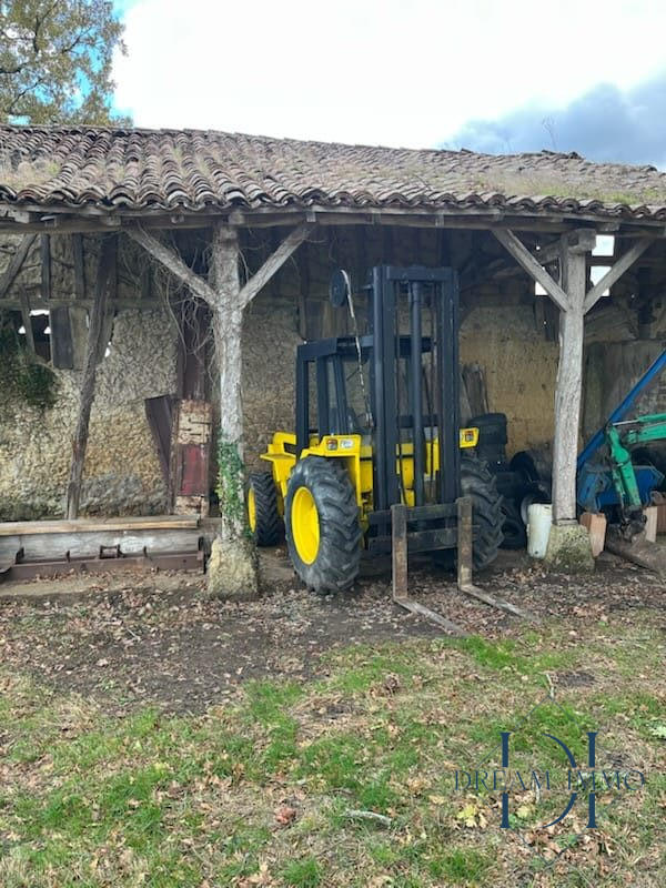 Maison - 200 m² - 9 pièces