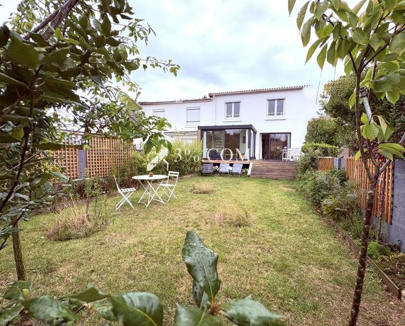 Maison - 87 m² - 5 pièces