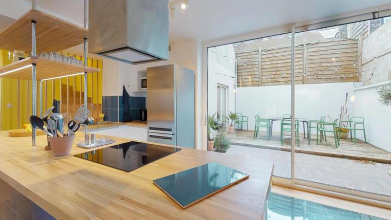 Chambre - 16 m² - 7 pièces