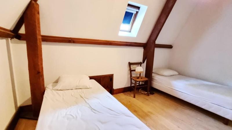 Maison - 250 m² - 8 pièces