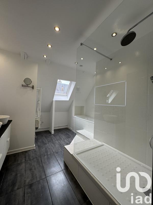 Appartement - 111 m² - 5 pièces