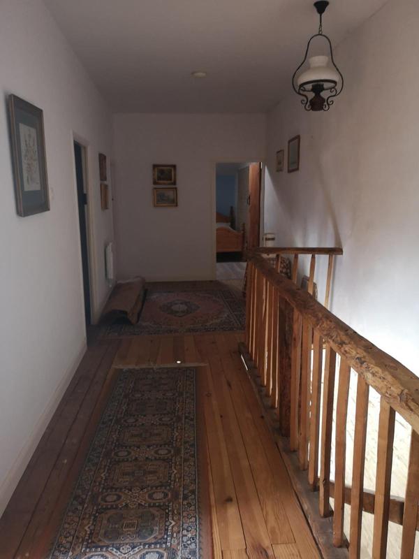 Maison - 258 m² - 10 pièces