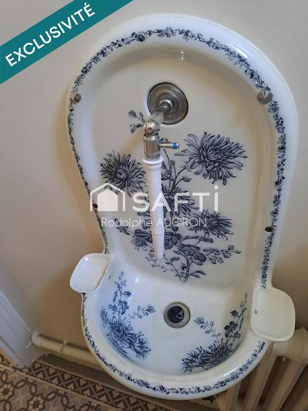 Villa - 304 m² - 10 pièces