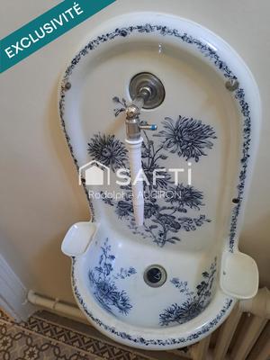 Villa - 304 m² - 10 pièces