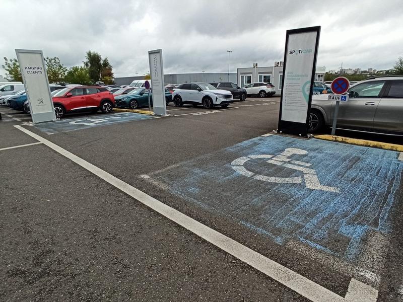 Local commercial - 4 390 m²