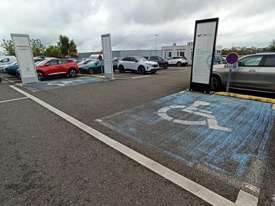 Local commercial - 4 390 m²