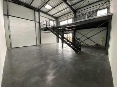 Local commercial - 139 m² - 2 pièces