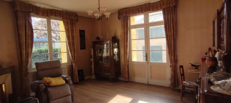 Maison - 122 m² - 6 pièces