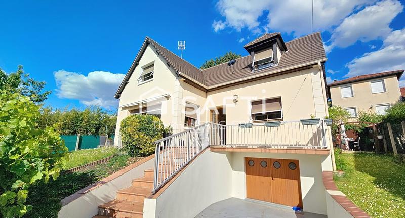 Maison - 120 m² - 5 pièces