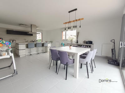 Maison - 101 m² - 4 pièces