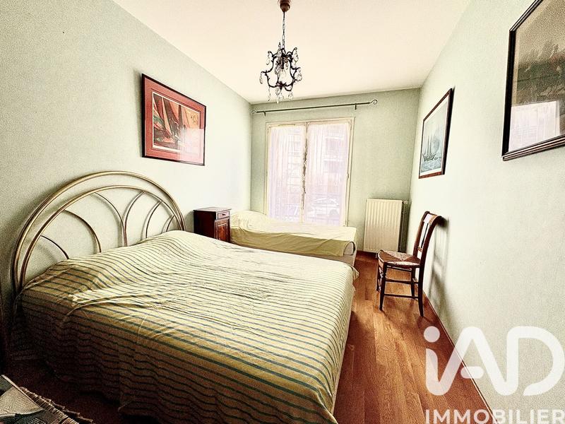 Appartement - 98 m² - 5 pièces